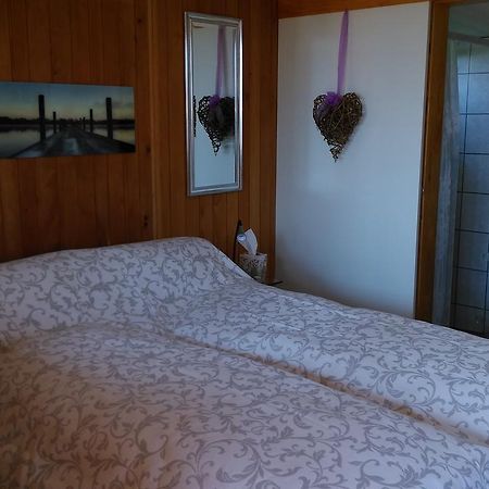 S'Husli Bed and Breakfast Embrach Exteriör bild