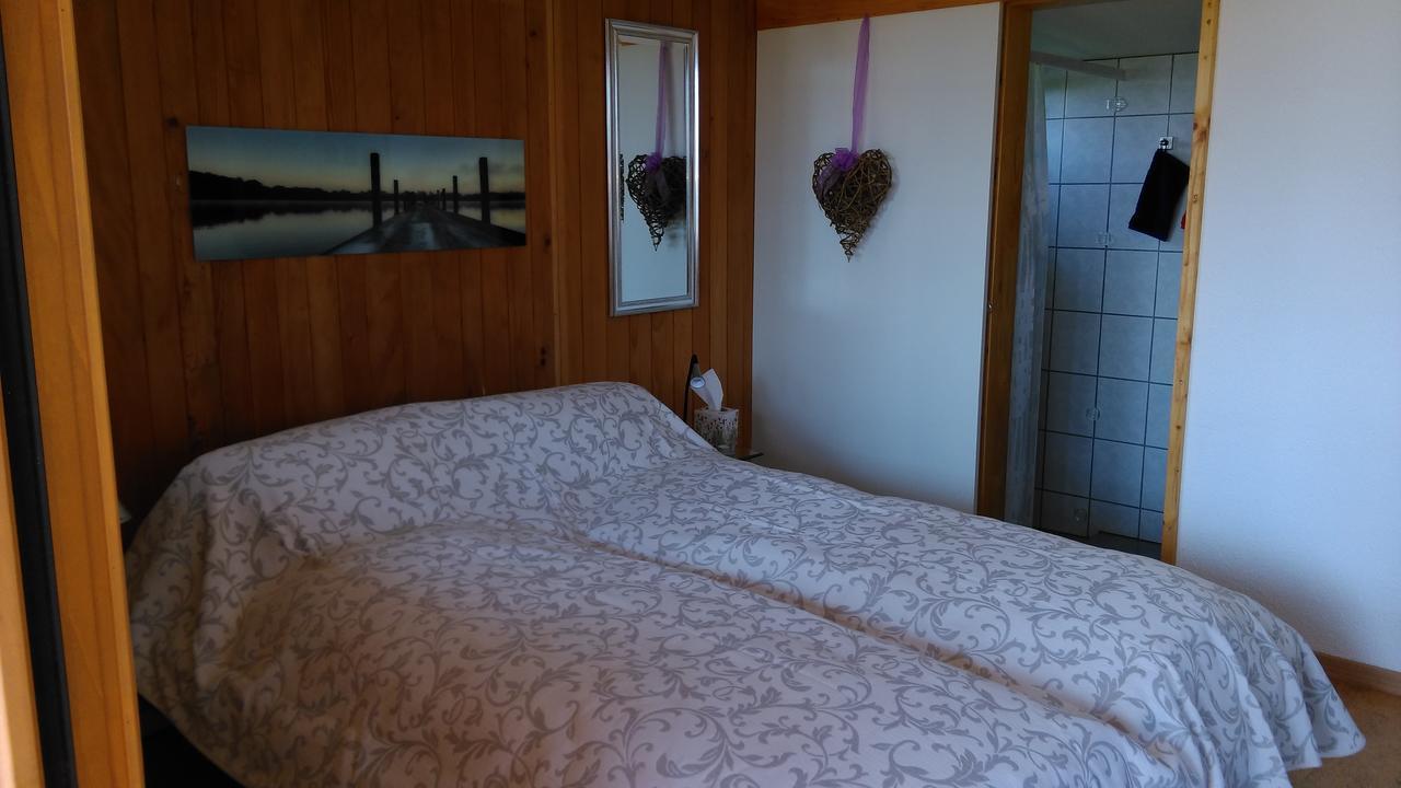 S'Husli Bed and Breakfast Embrach Exteriör bild