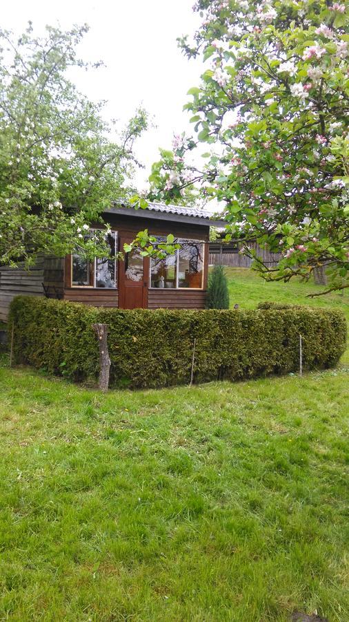 S'Husli Bed and Breakfast Embrach Exteriör bild