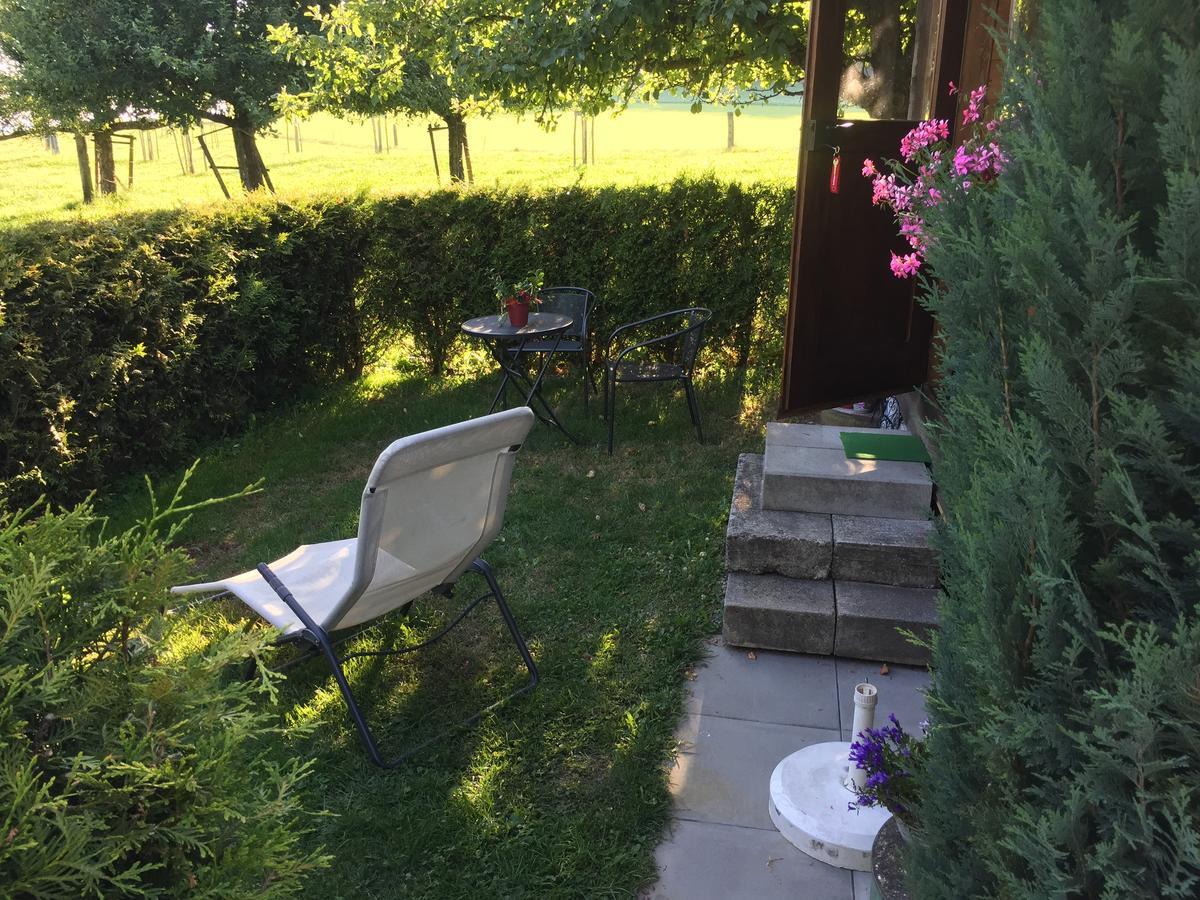 S'Husli Bed and Breakfast Embrach Exteriör bild